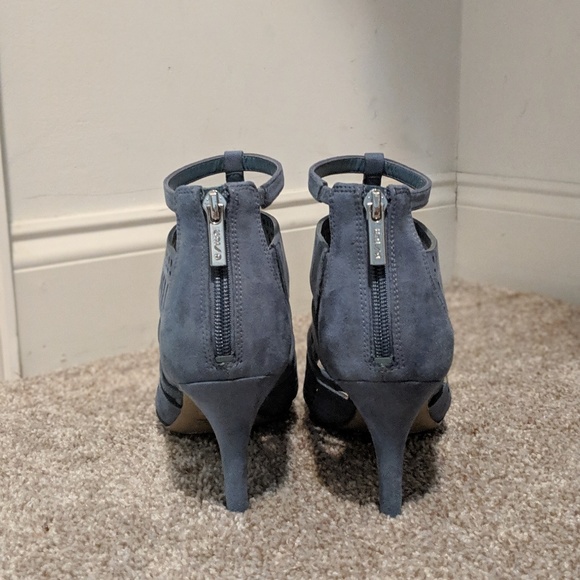 NEW Unisa Light blue suede pump - Picture 5 of 8